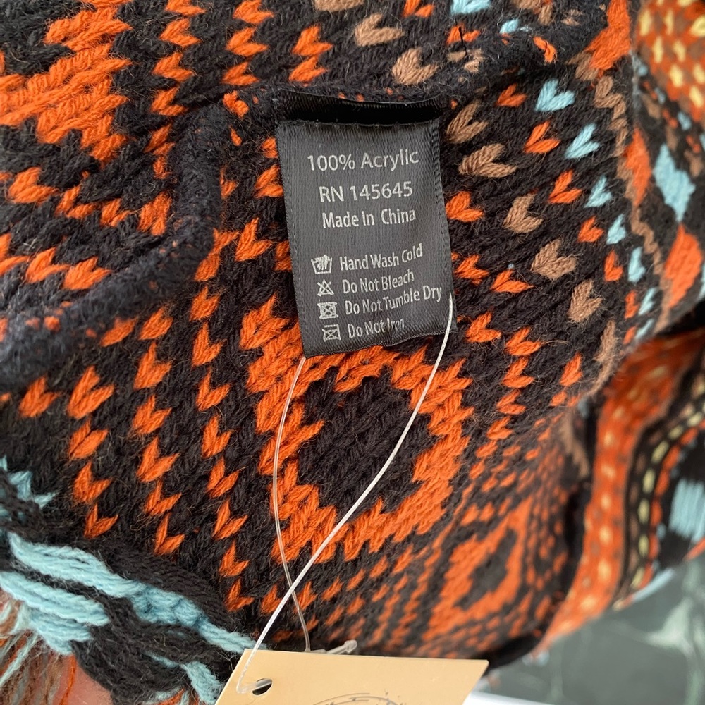 L.I.B. Aztec Print Cardigan - Picture 6 of 7